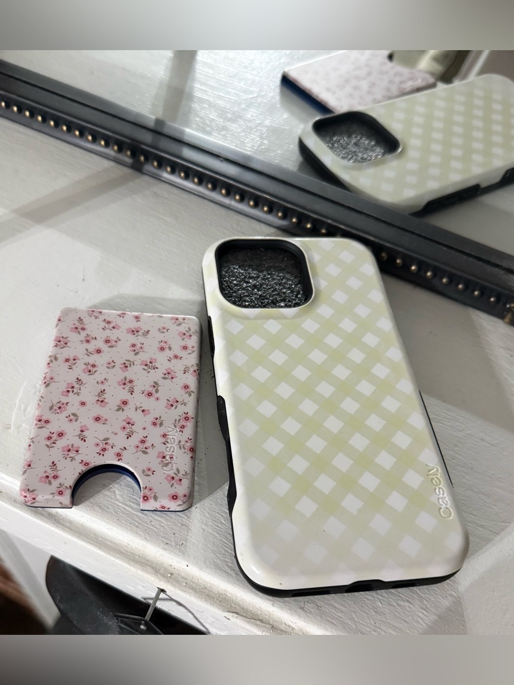 Casely Light Green & White Gingham Phone Case Pink Floral Card Holder 16 pro max